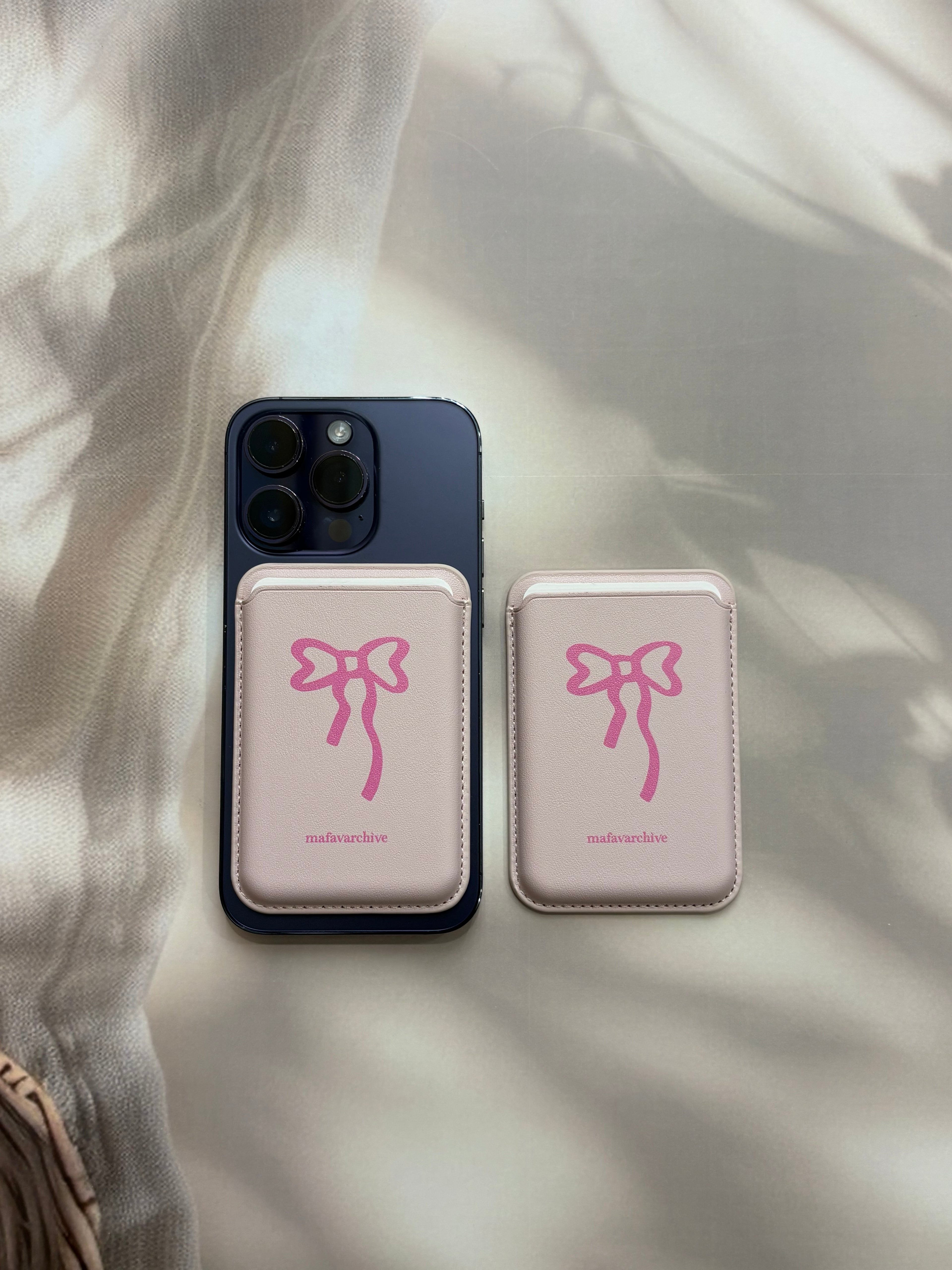 Blush Bow MagSafe Card Holder