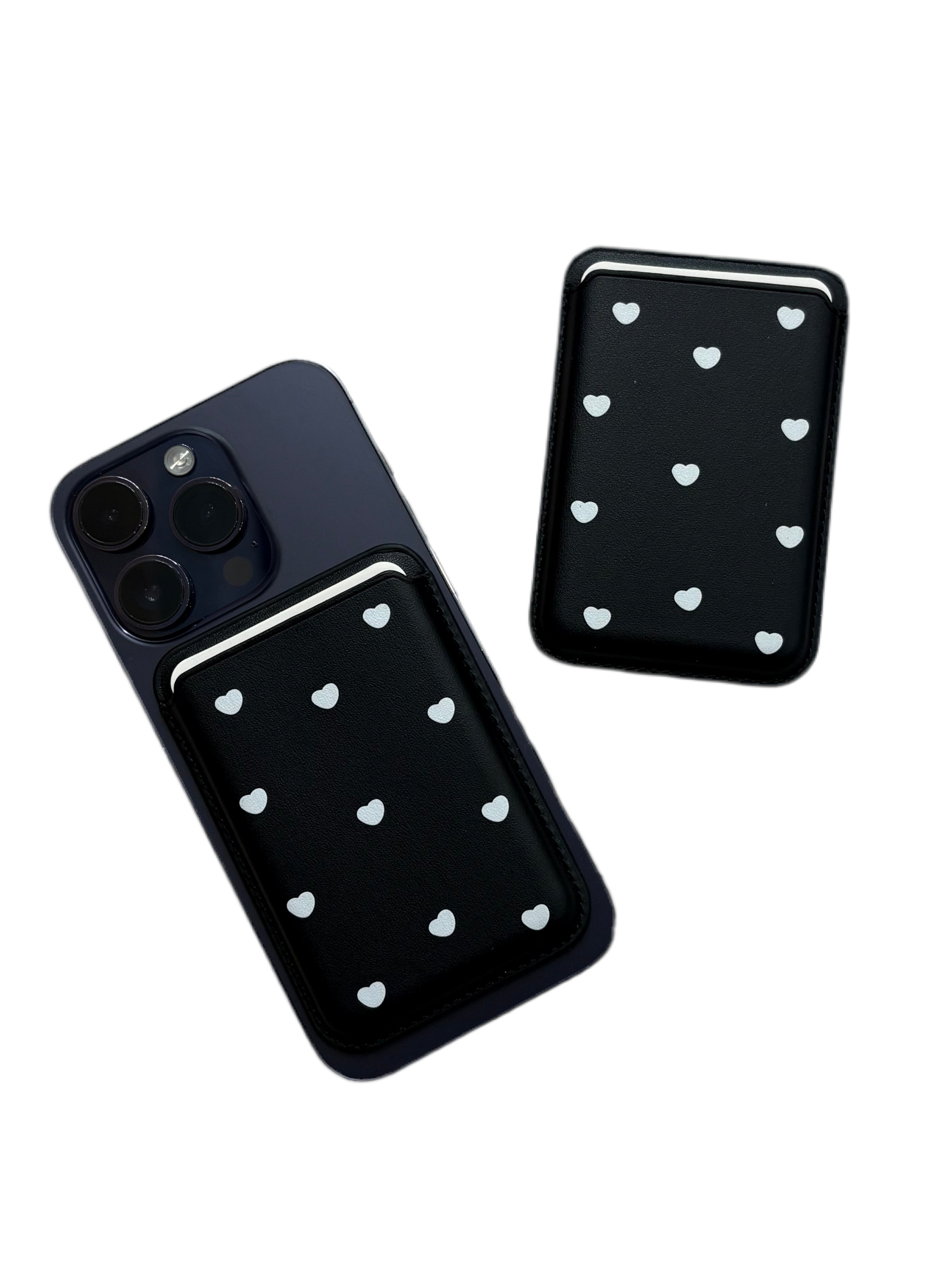 Black Heart MagSafe card holder