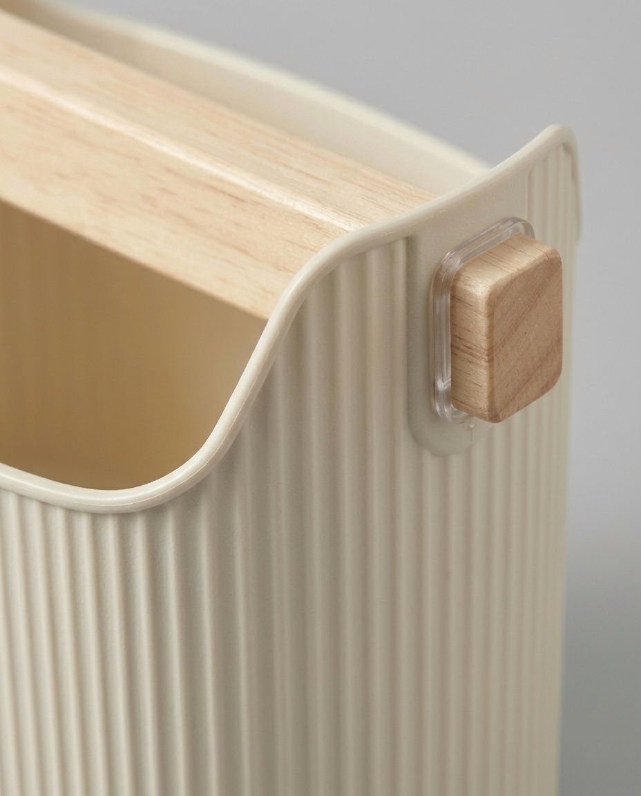 The Ribbed Basket