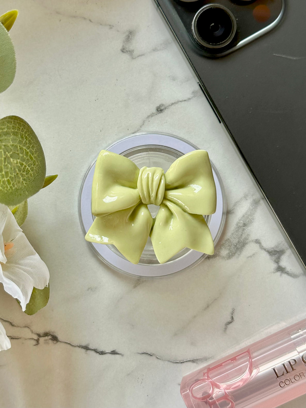 The Glazed Bow Phone Grip (Lime)